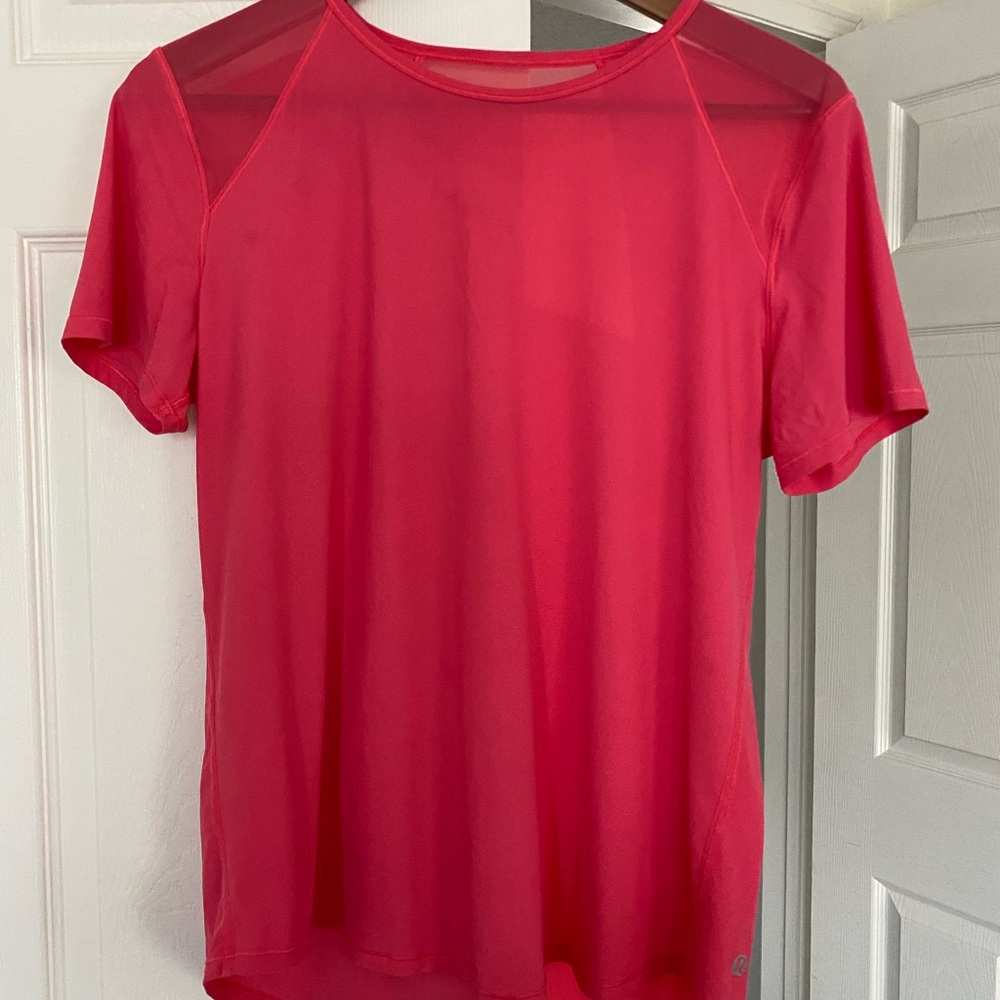 lululemon athletica Vibrant Pink Short Sleeve Tee